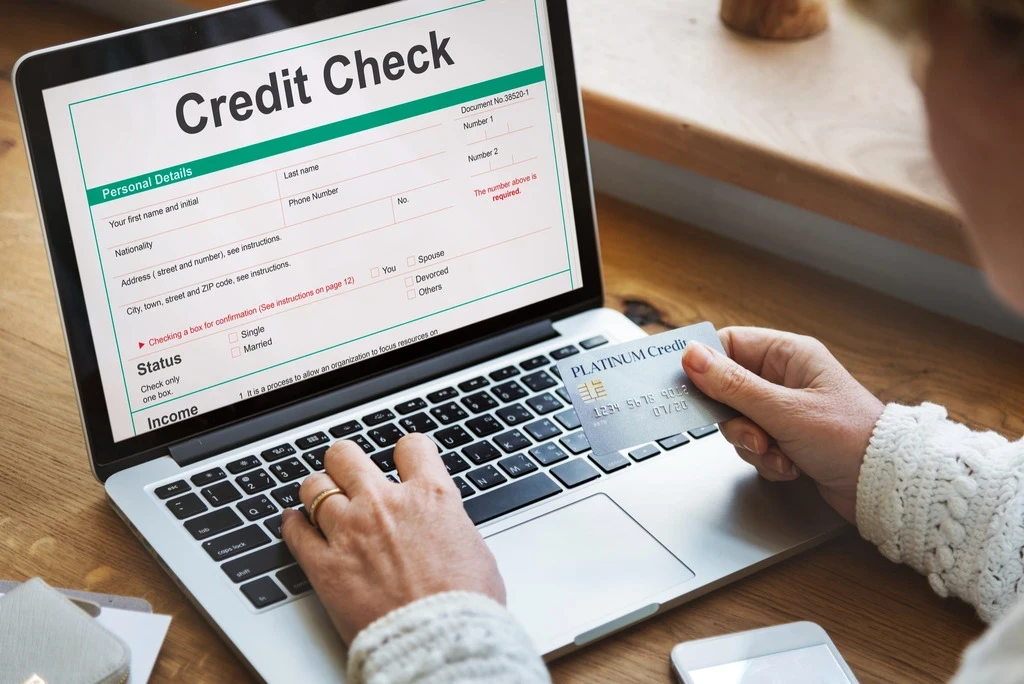 Verificare Birou de Credit Online: Ghid Complet pentru Consultare CRB Gratuita
